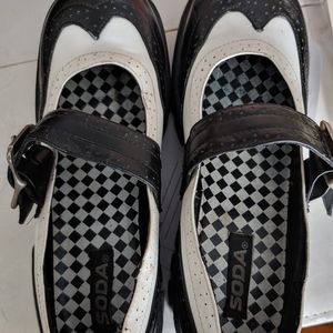 Soda women's shoes